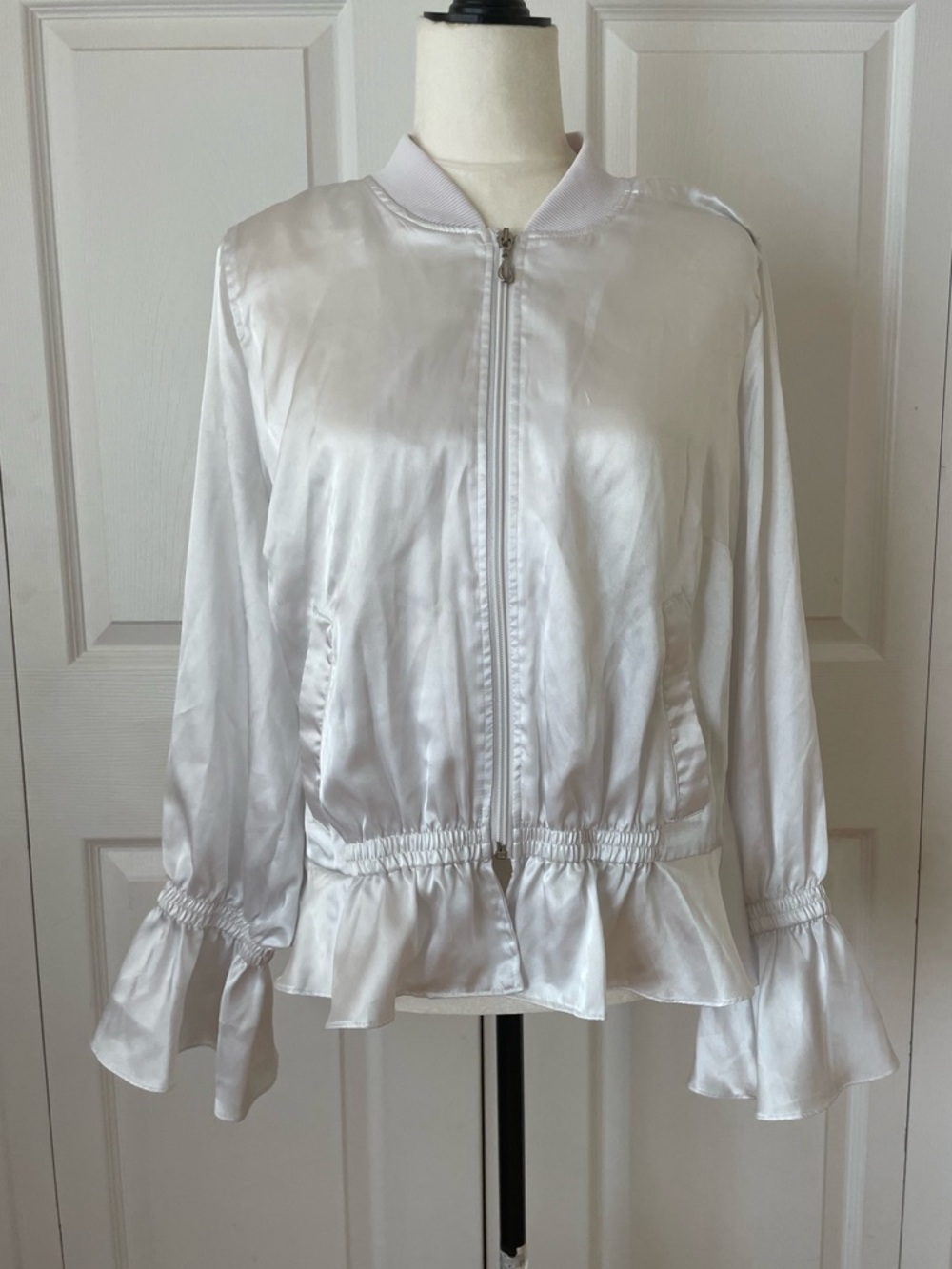 VENUS White Satin Bomber Jacket with Ruffle Hem Zip closure Size L but can fit M